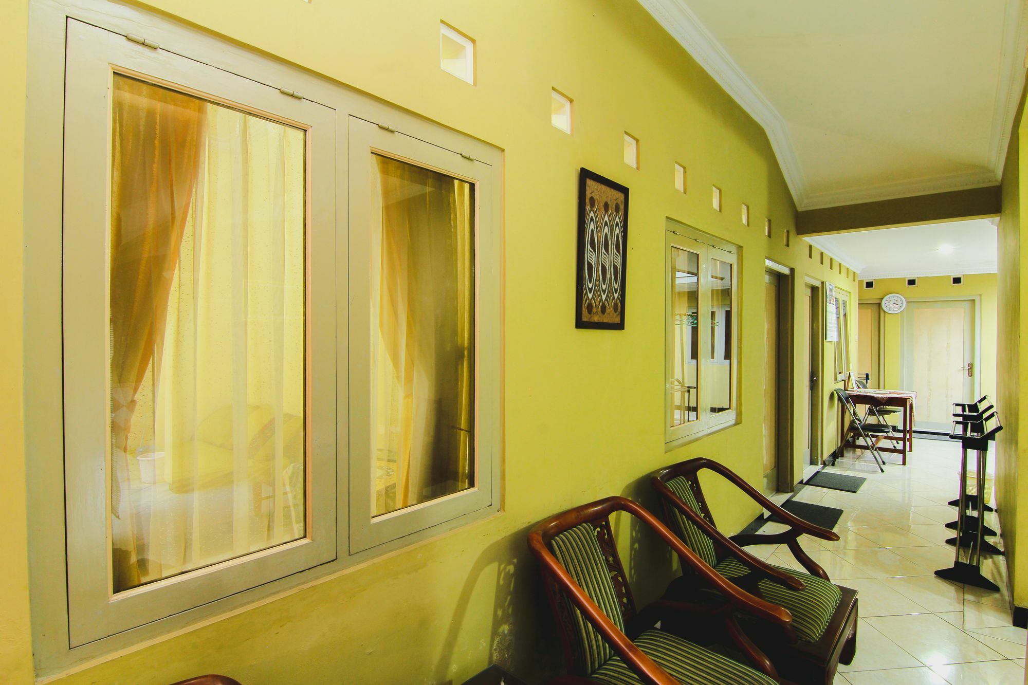 Griya Batik Giri Sekar Homestay Yogyakarta Exterior photo